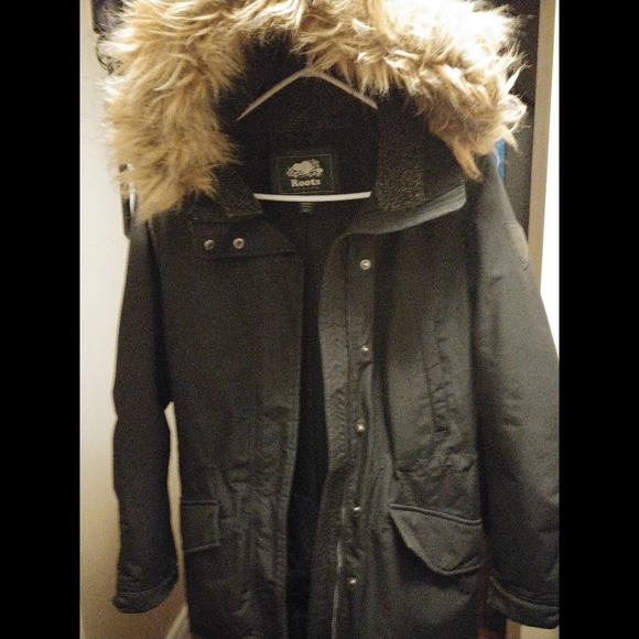 Roots Winter Jacket - Picture 2 of 7